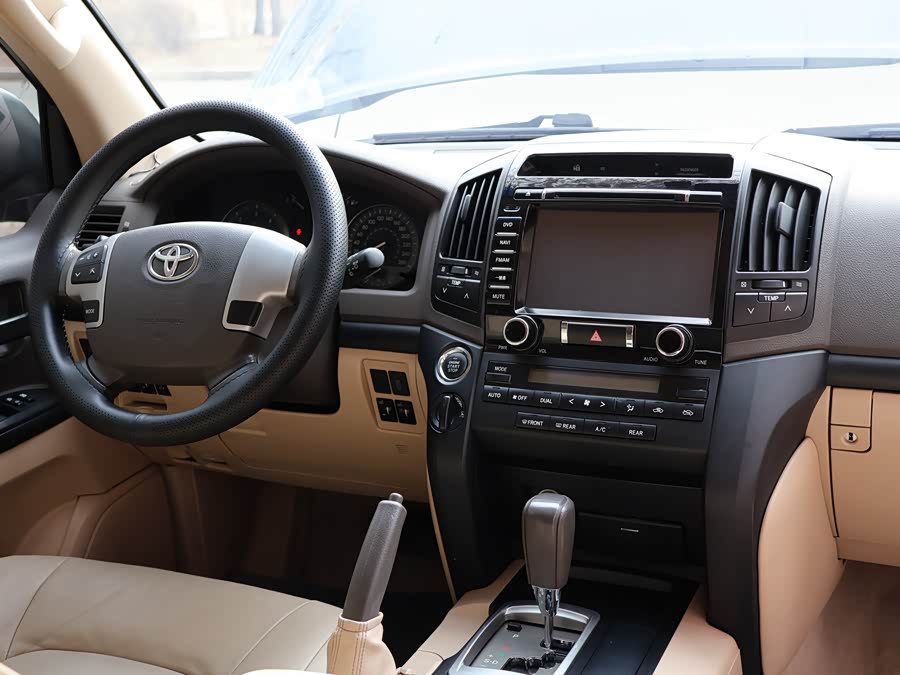 Toyota Land Cruiser 2017, фото 13