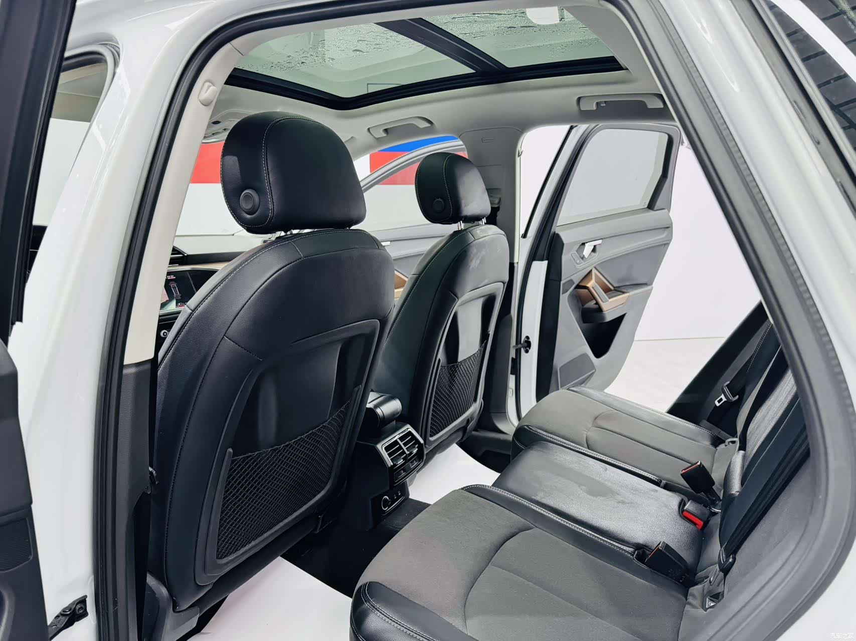 Audi Q3, 2021 7
