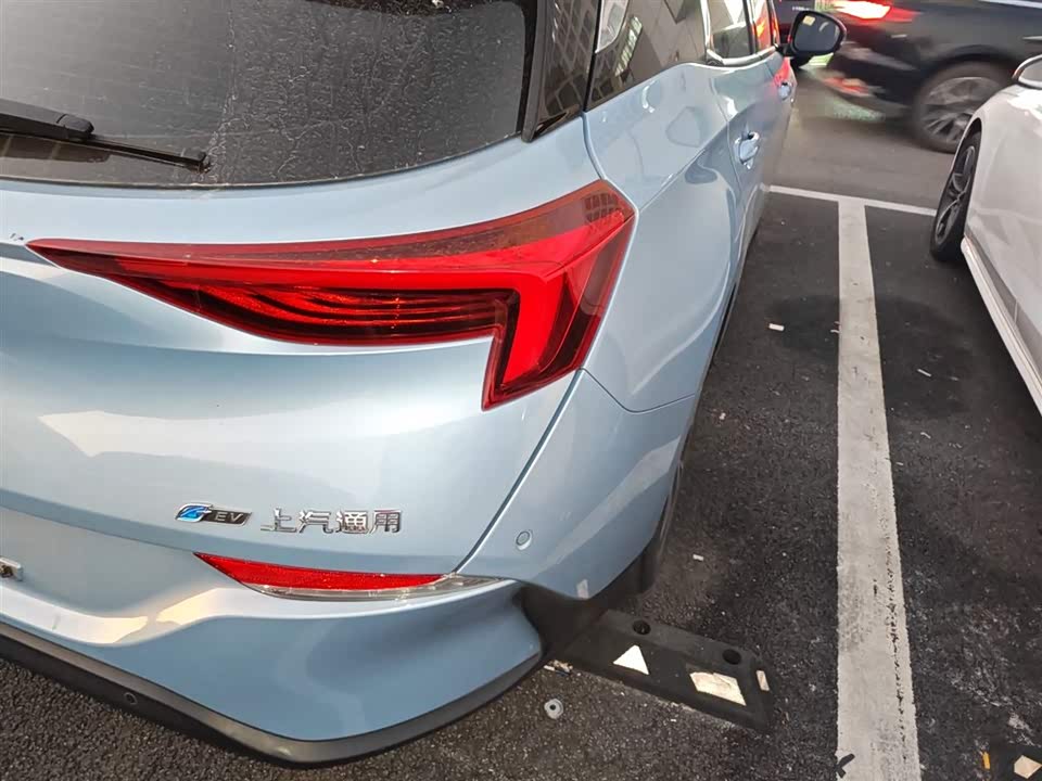 Buick Slightly blue 6