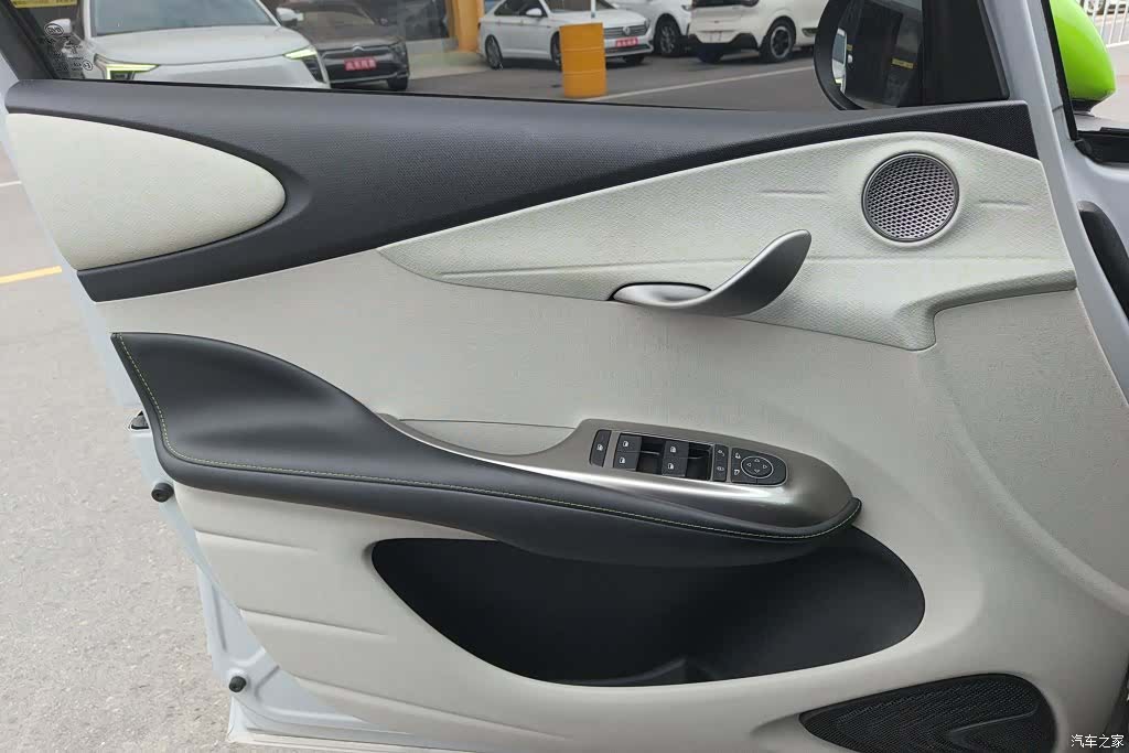 BYD Dolphin, 2022 7