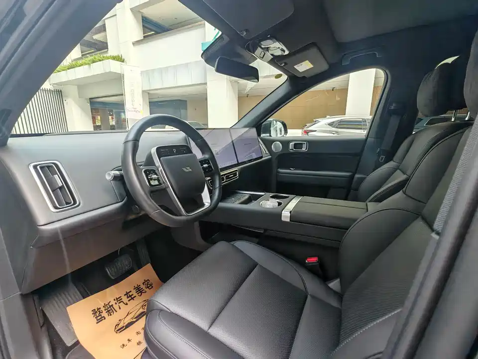 Li Auto Ideal L6