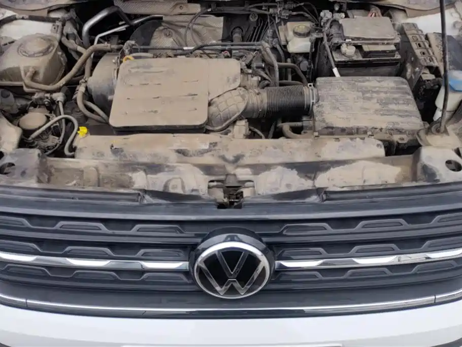 Volkswagen Exploring the shadow