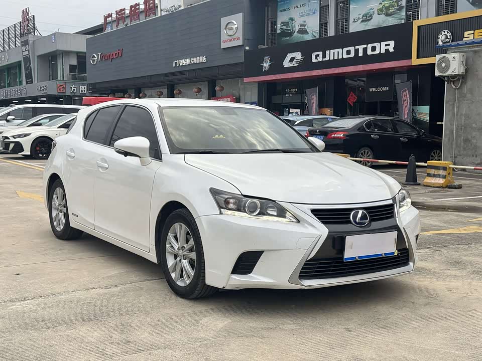 Lexus CT