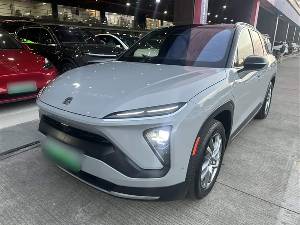 NIO ES6
