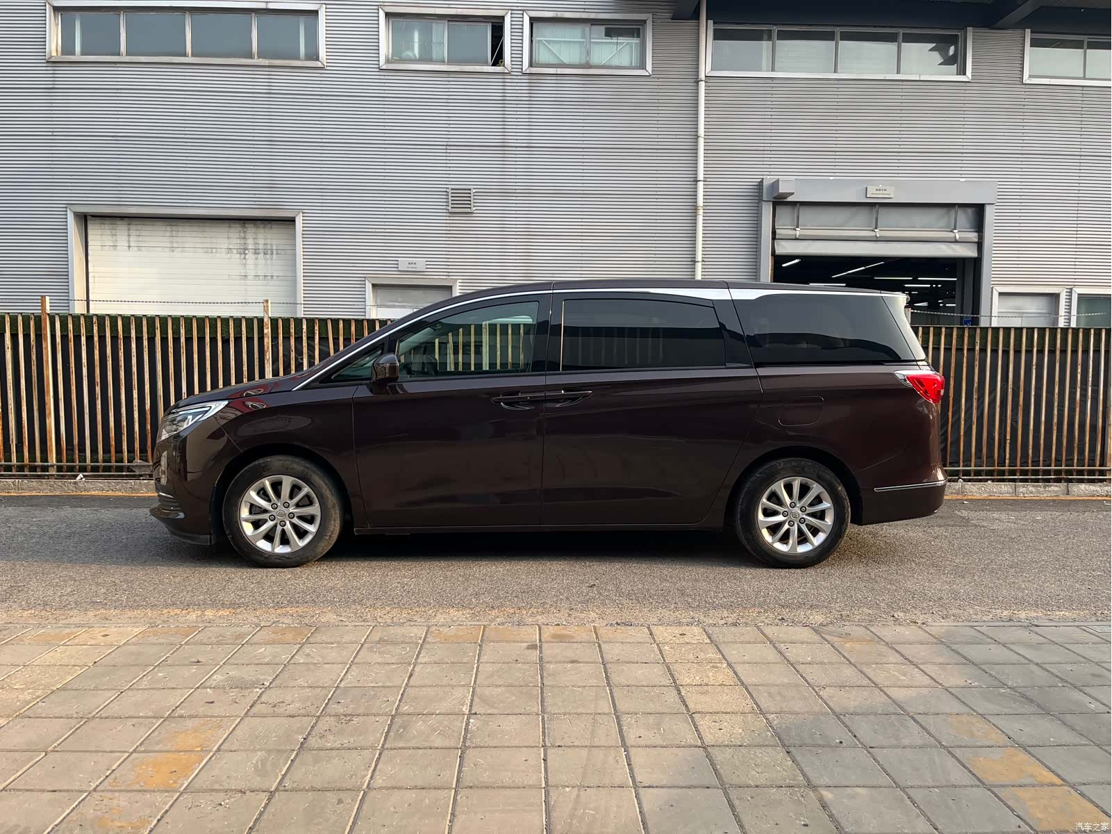 Buick GL8, 2018 2