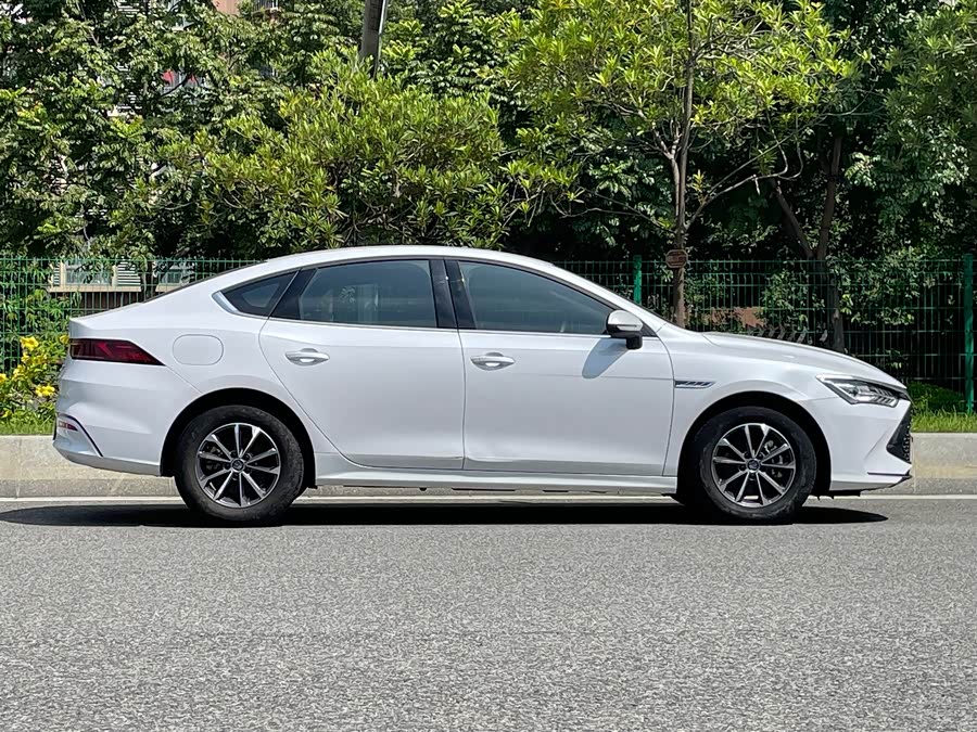 BYD Qin PLUS 2024, фото 3