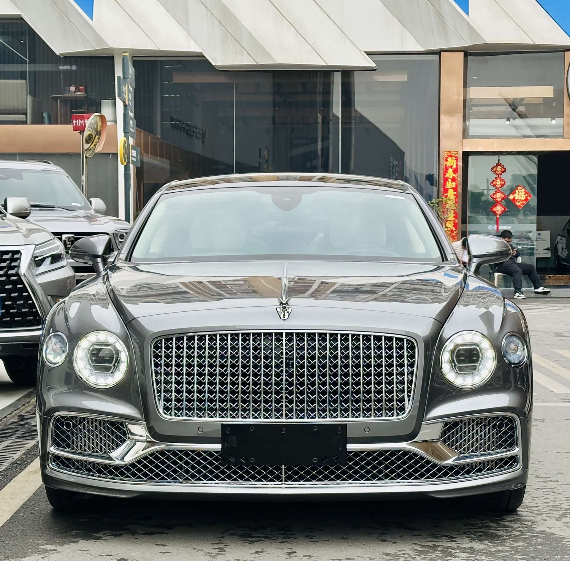 Bentley Flying Spur, 2022 9