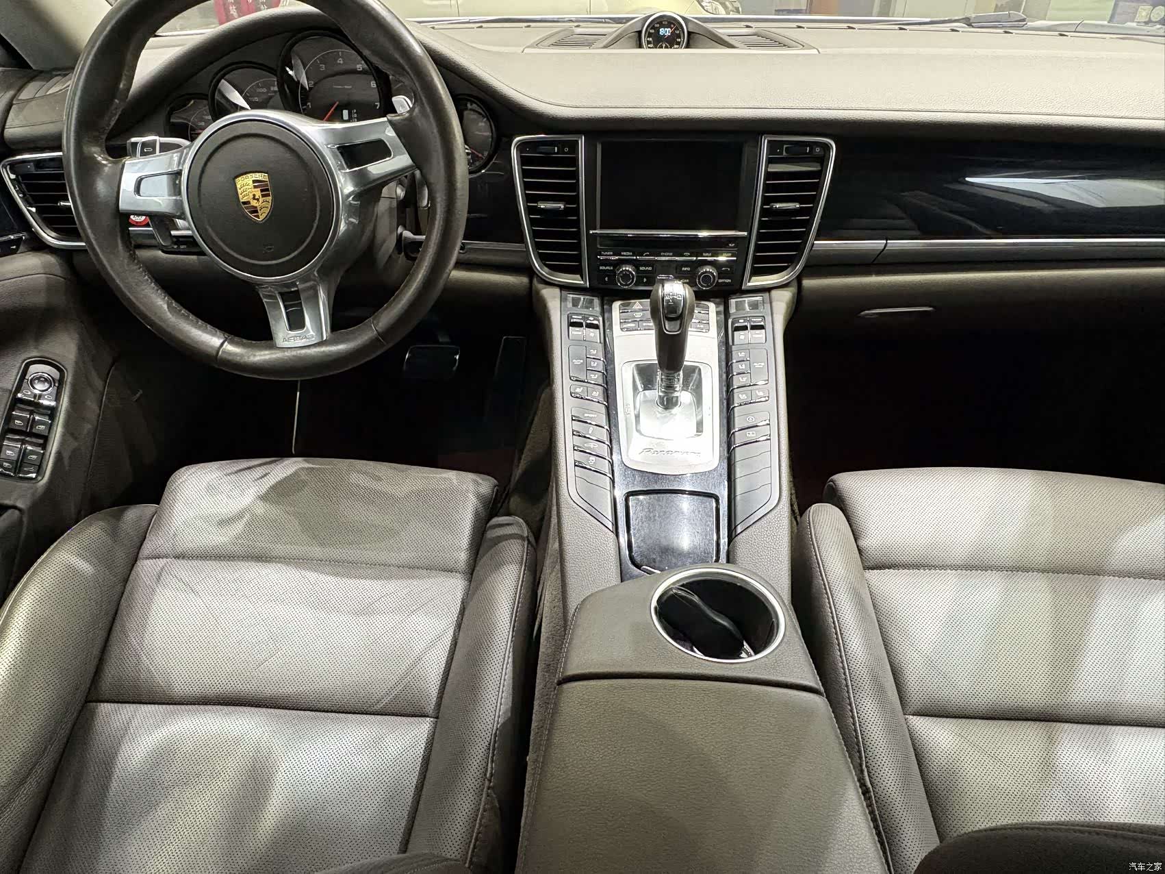 Porsche Panamera, 2016 10