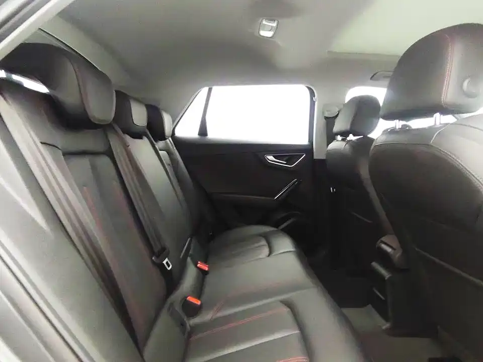 Audi Q2L Audi Q2L