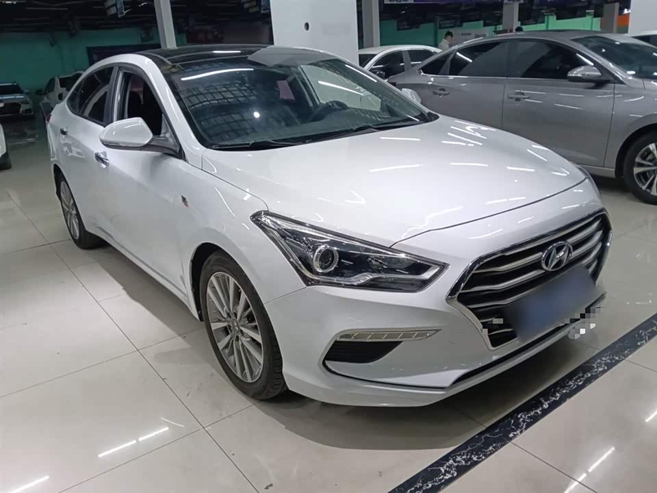 Hyundai Name picture