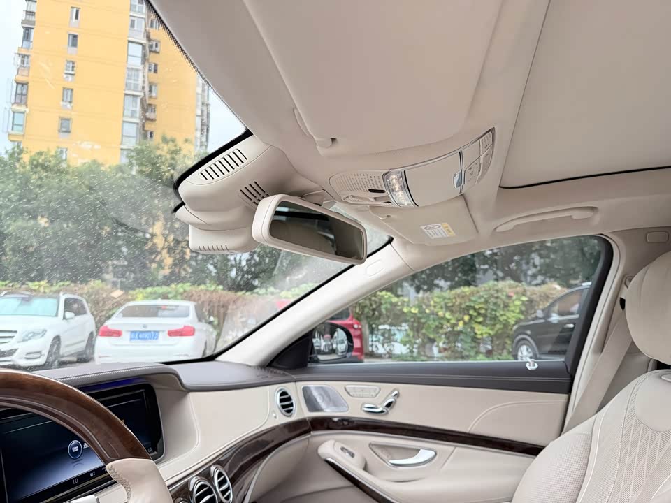 Mercedes-Benz Maybach S-class