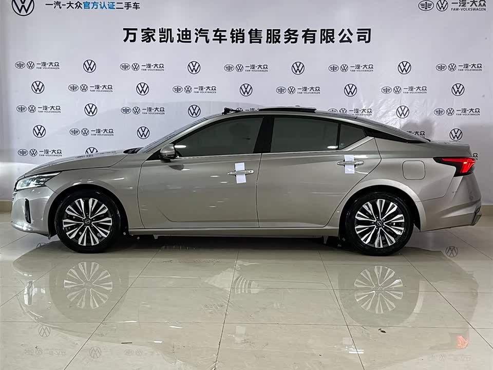 Nissan Teana Nissan Teana