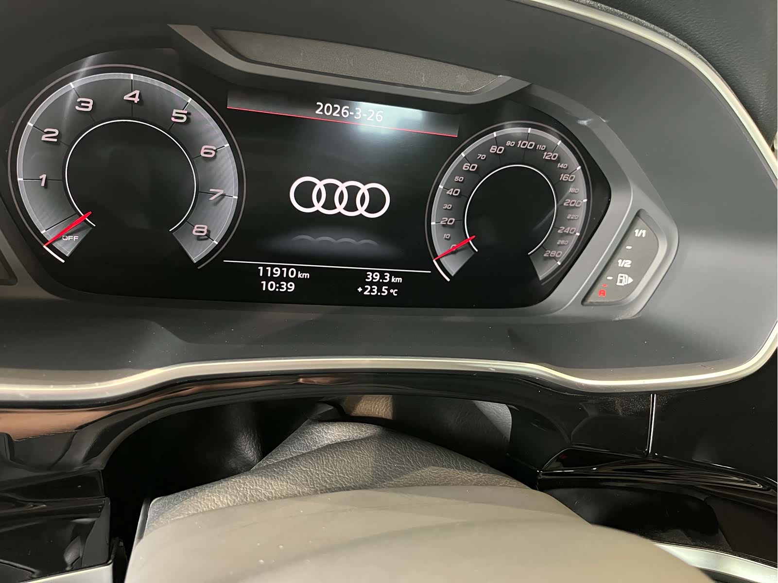 Audi Q3, 2024 4
