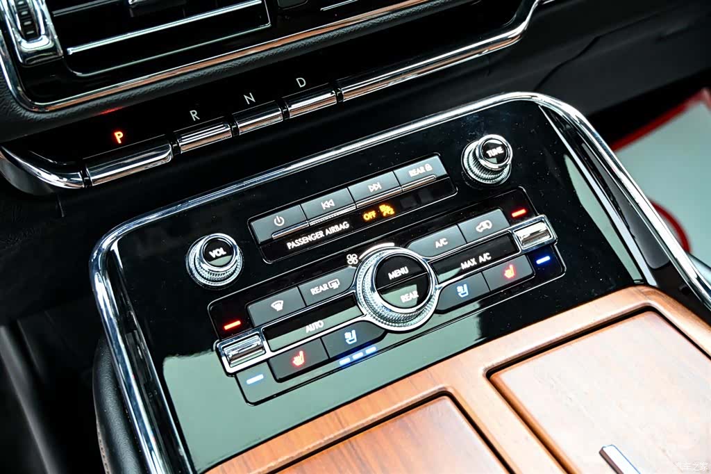Lincoln Navigator, 2020 17