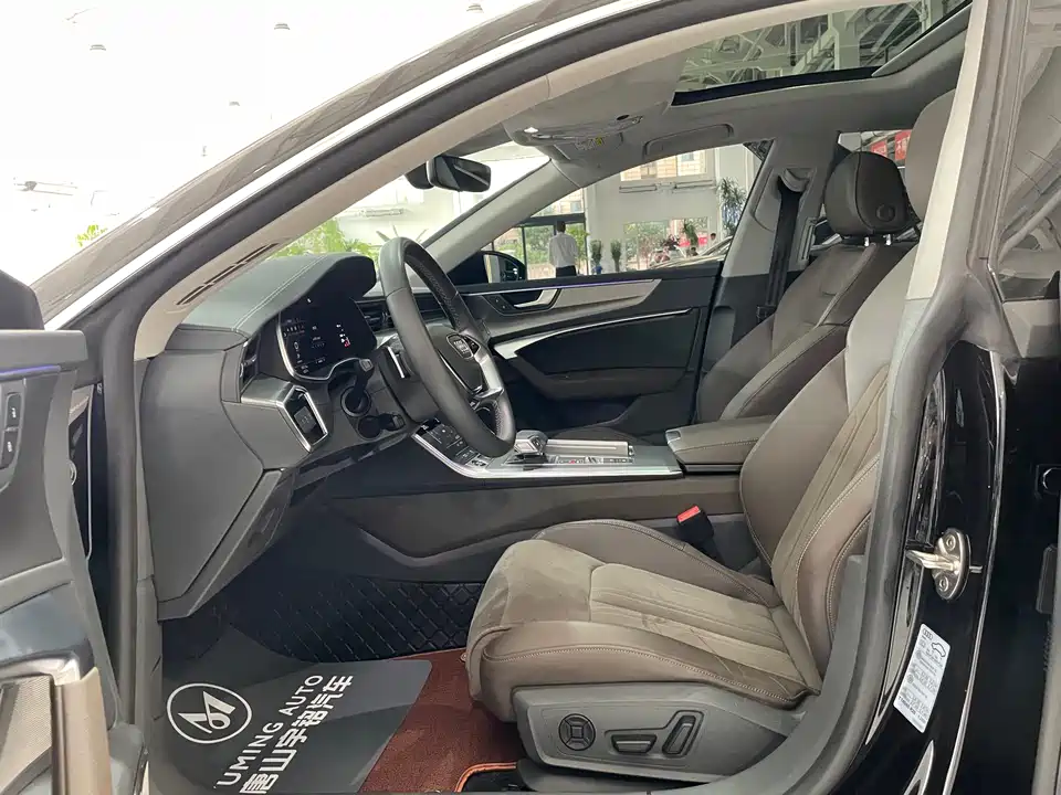 Audi A7L Audi A7L