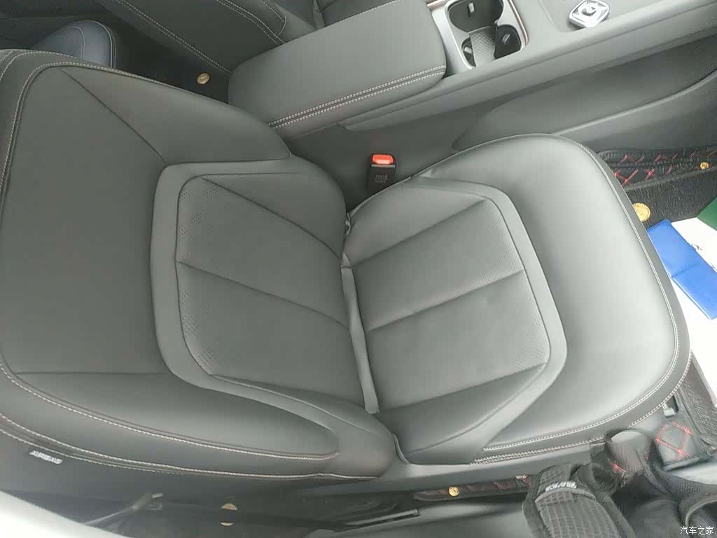 Wuling Starlight, 2025 20
