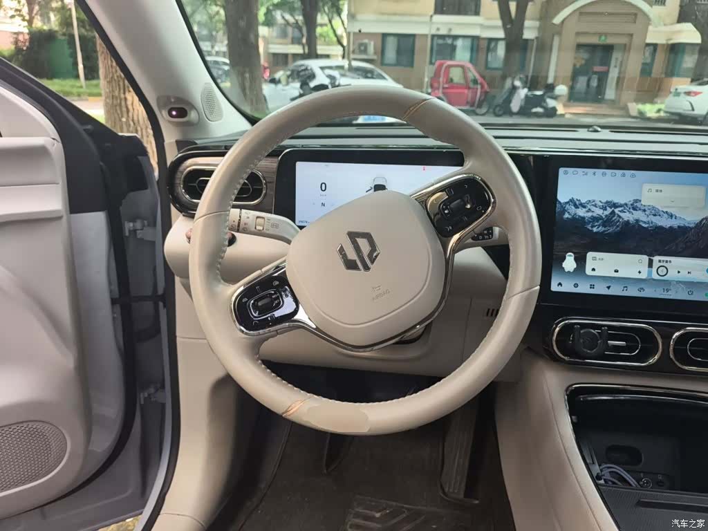 Leapmotor C11, 2022 6