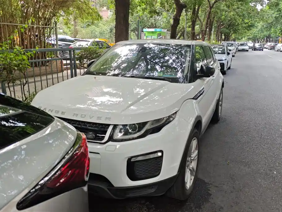 Land Rover Range Rover Aurora