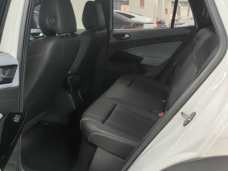 Volkswagen ID.4 X 2025, фото 8