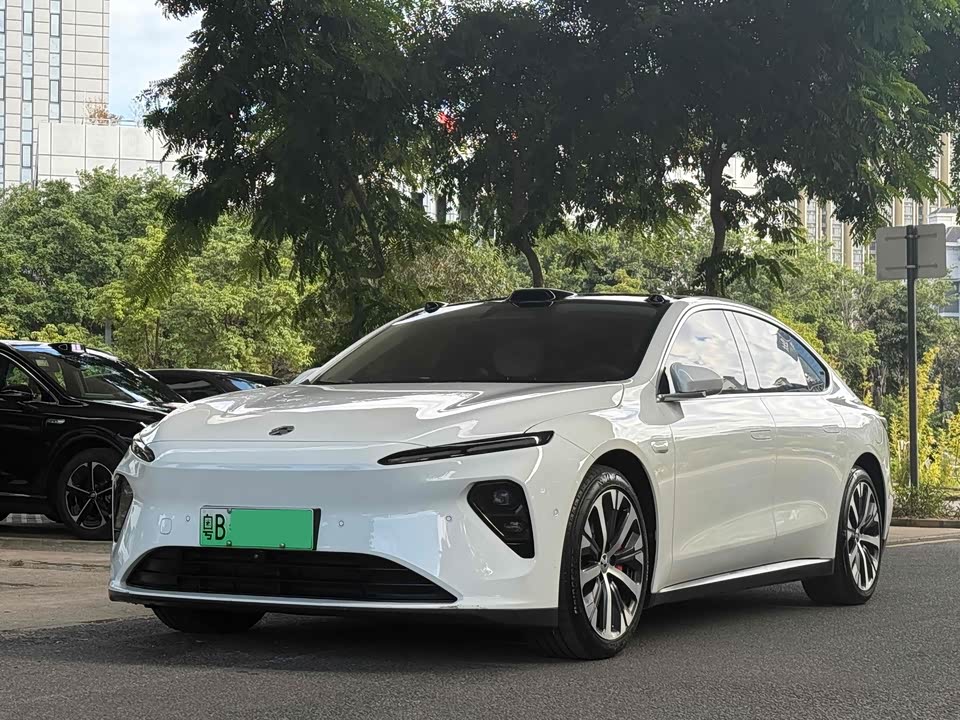 NIO ET7