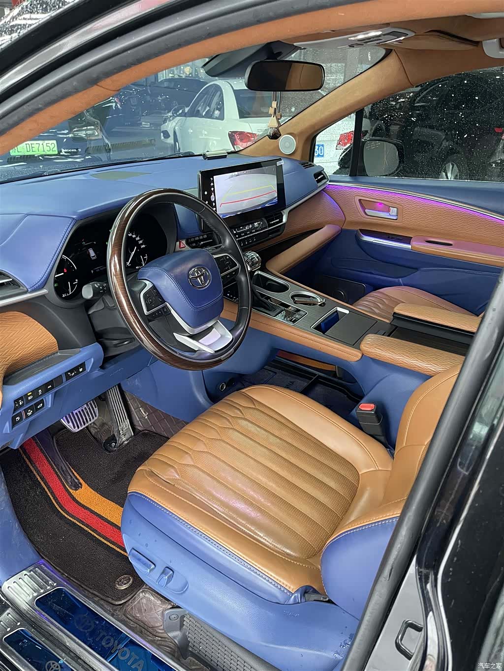 Toyota Sienna, 2023 4