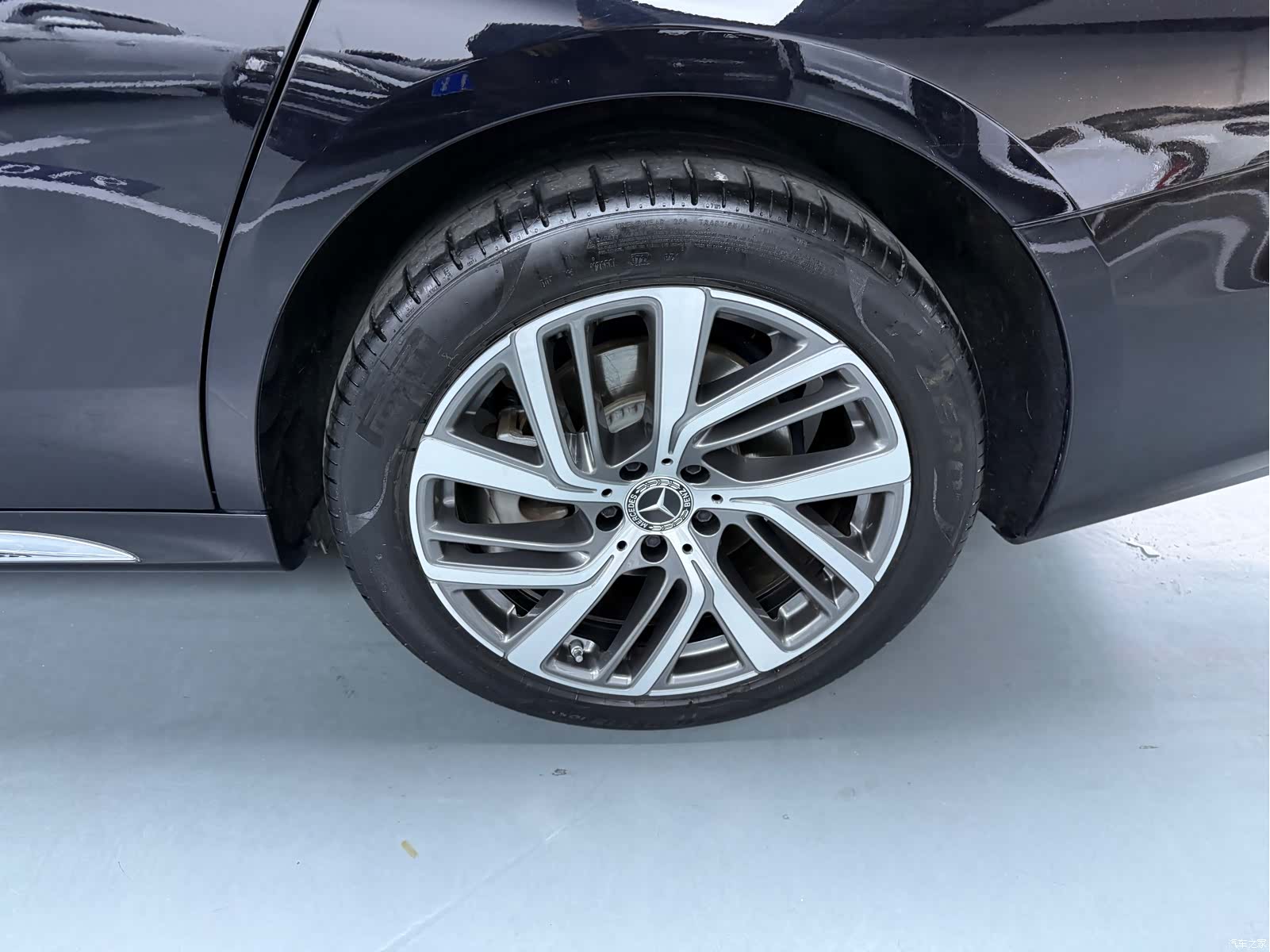 Mercedes-Benz E-Class, 2024 17