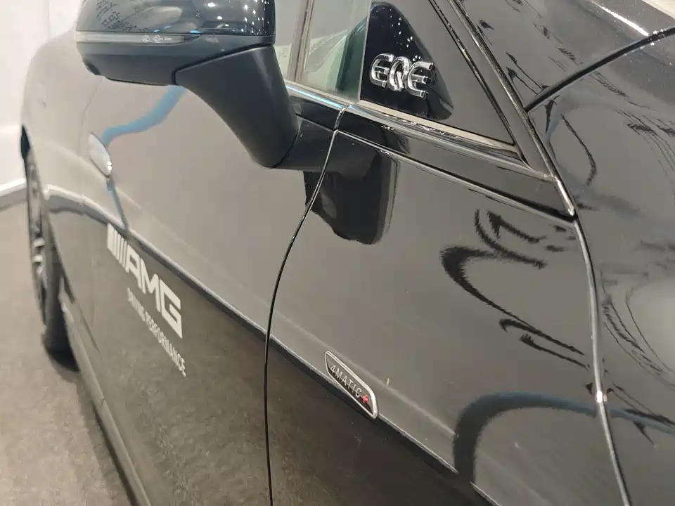 Mercedes-Benz EQE AMG