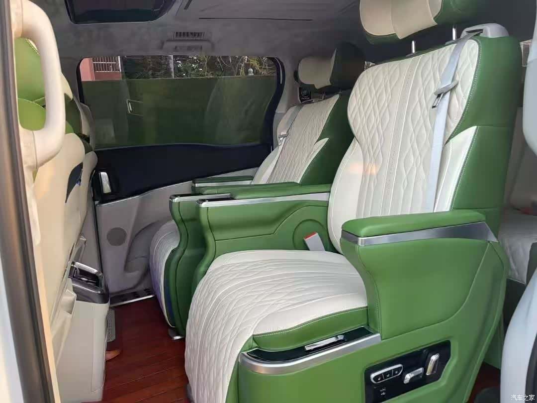 Buick GL8, 2021 все фото