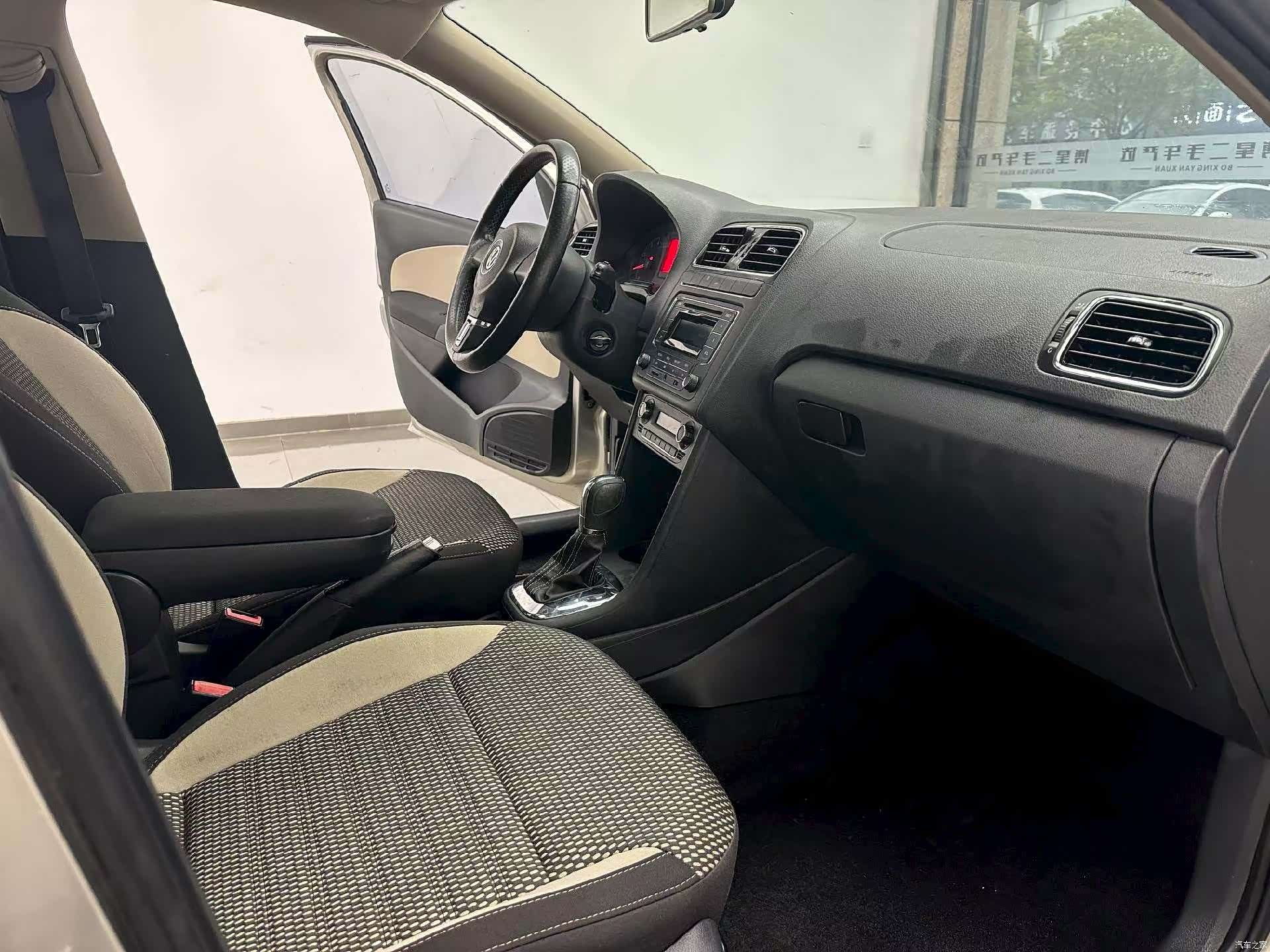 Volkswagen Polo, 2014 4