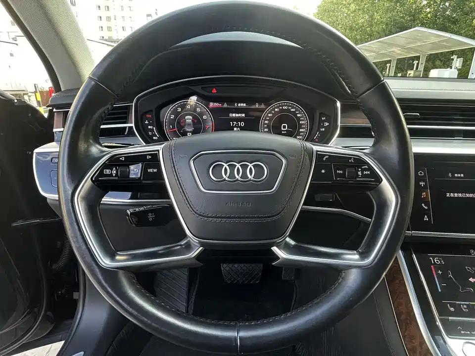 Audi A8 Audi A8