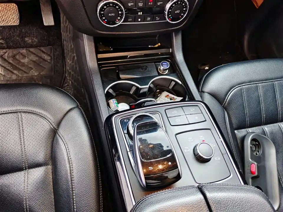Mercedes-Benz GLS Mercedes-Benz GLS