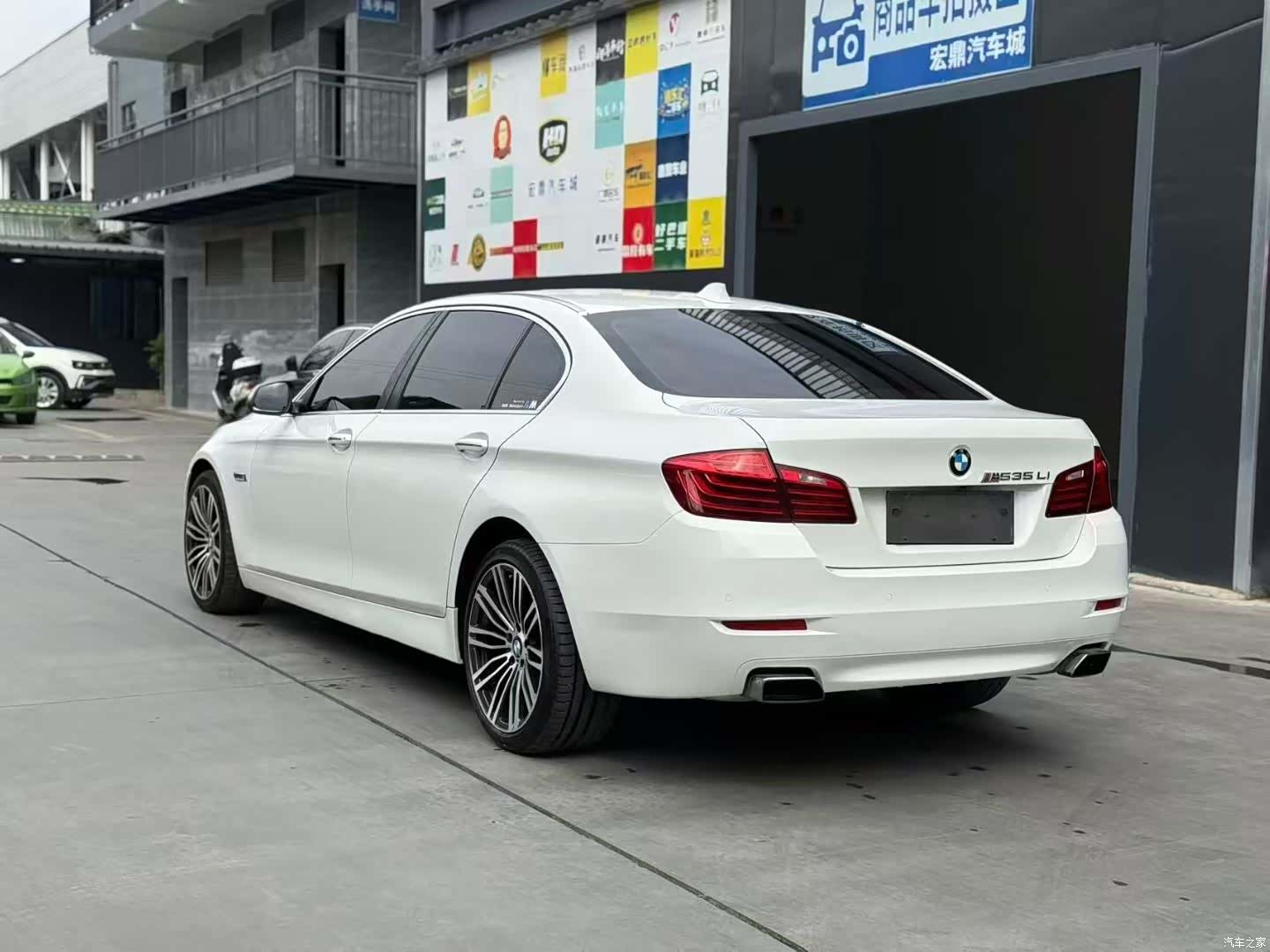 BMW 5 Series, 2015 9