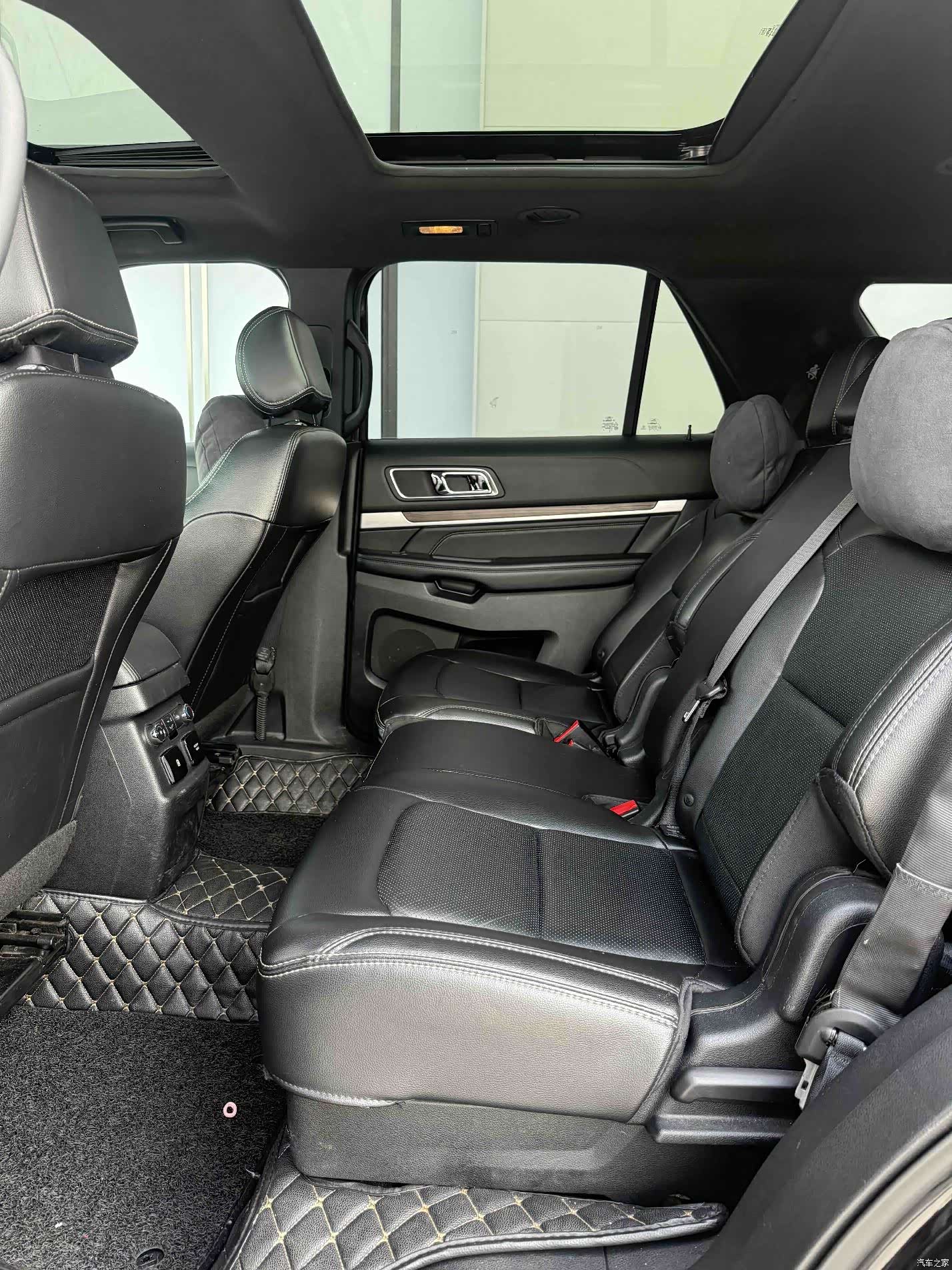 Ford Explorer, 2018 6
