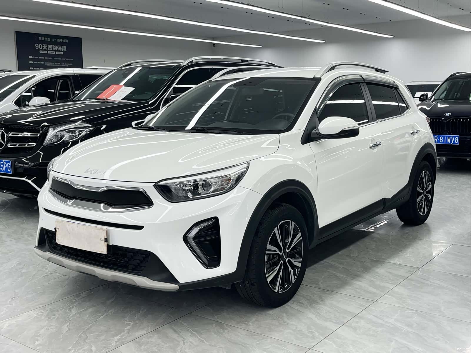 Kia KX1, 2022 1