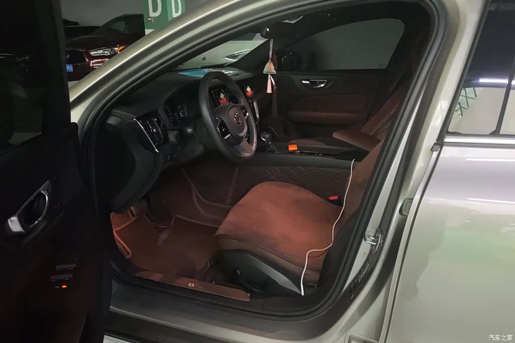 Volvo S60, 2020 9