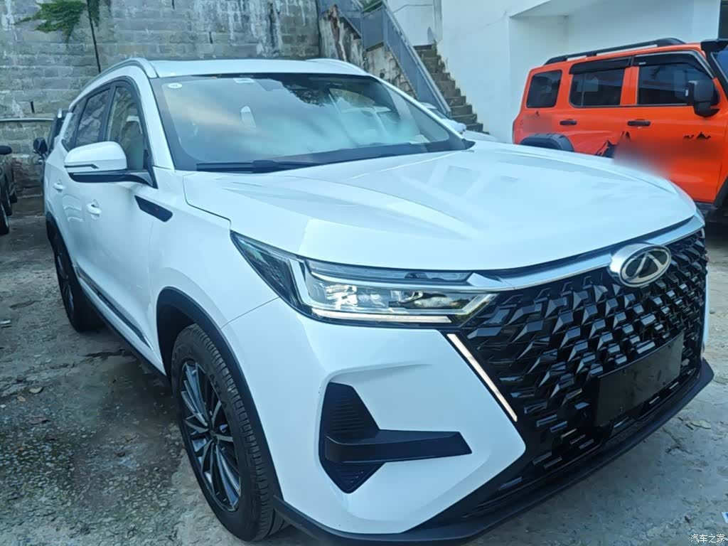 Chery Tiggo 8, 2025 4
