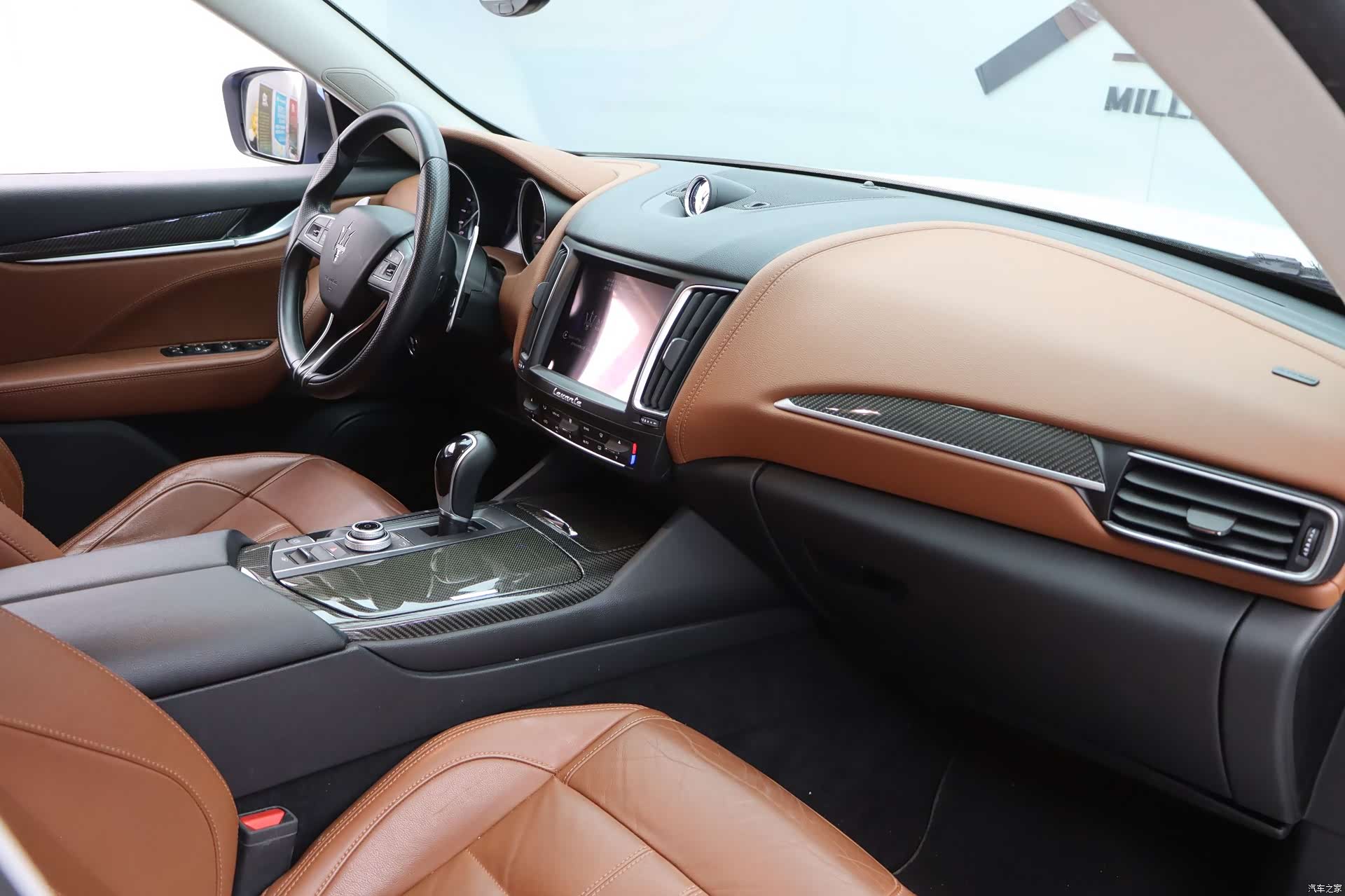 Maserati Levante, 2017 21