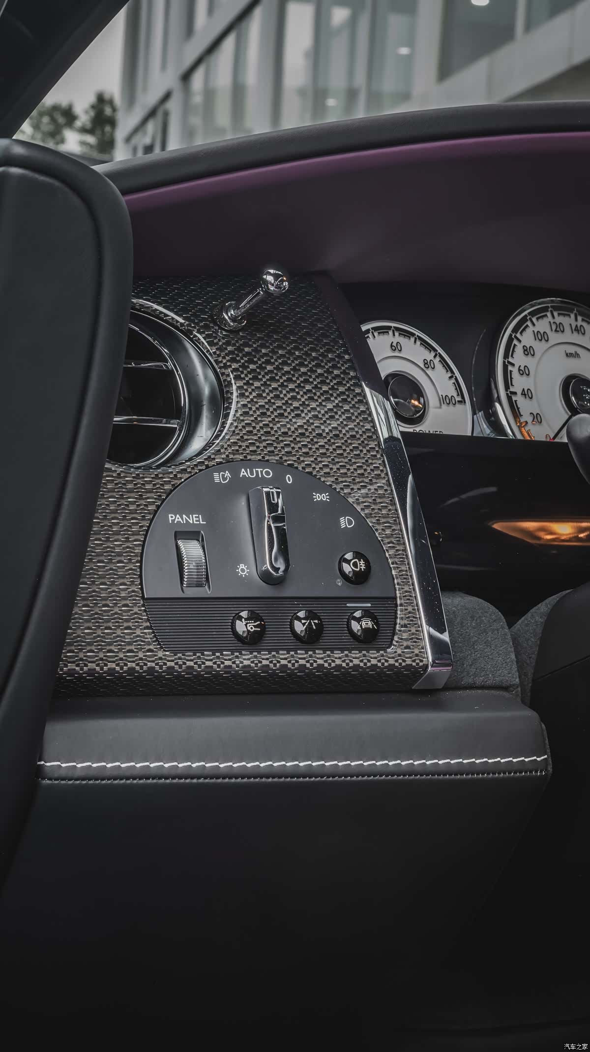 Rolls-Royce Wraith, 2021 10