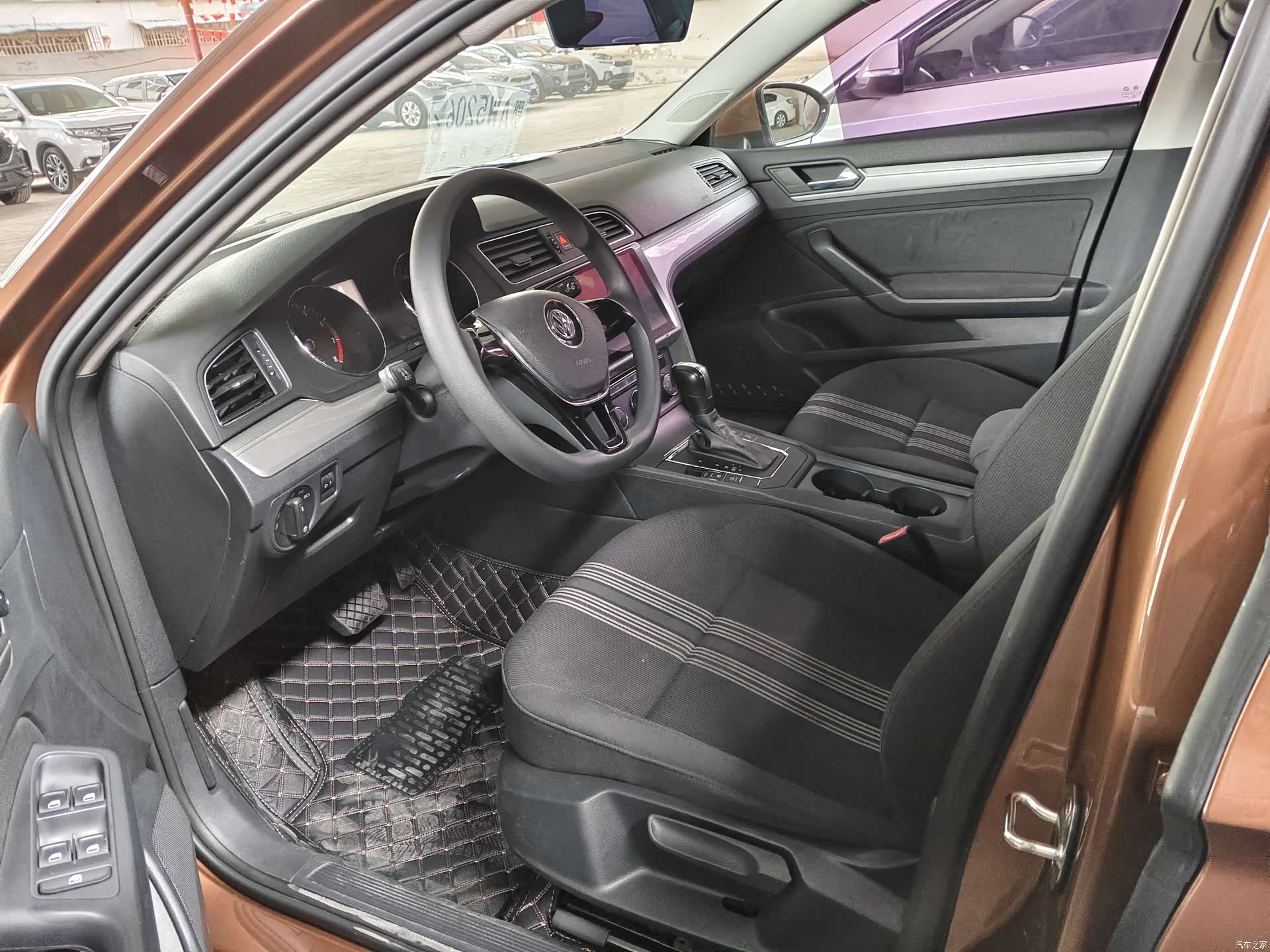 Volkswagen Lamando, 2017 4