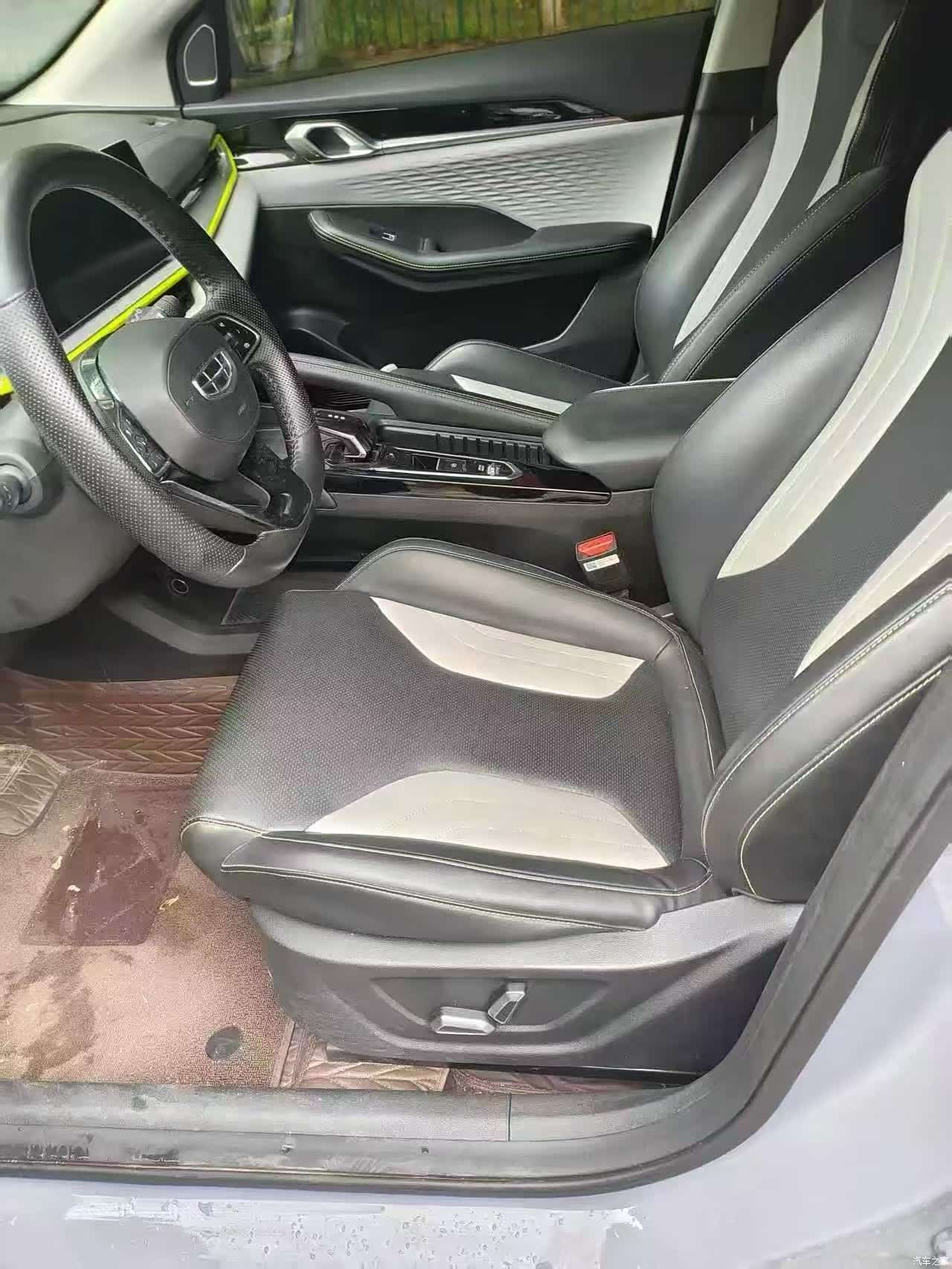 Geely Coolray, 2022 все фото