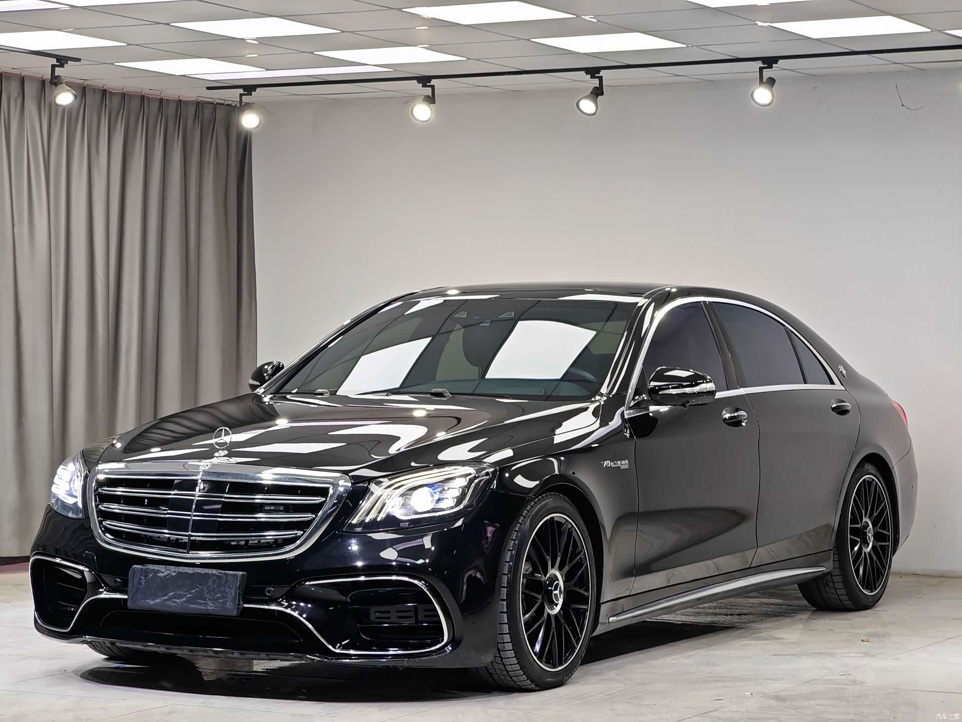 Mercedes-Benz S-Class, 2015 1