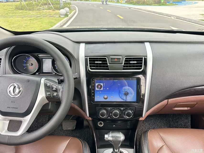 DongFeng SX6, 2017 14