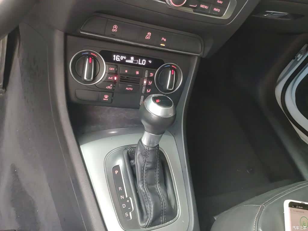 Audi Q3, 2018 14