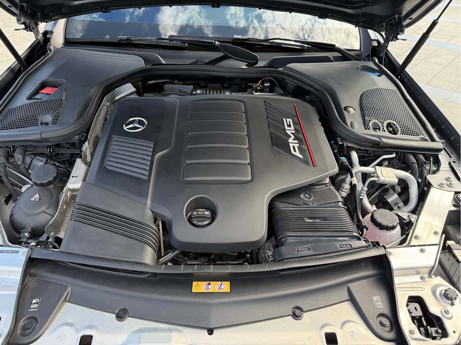 Mercedes-Benz E-Class, 2022 4