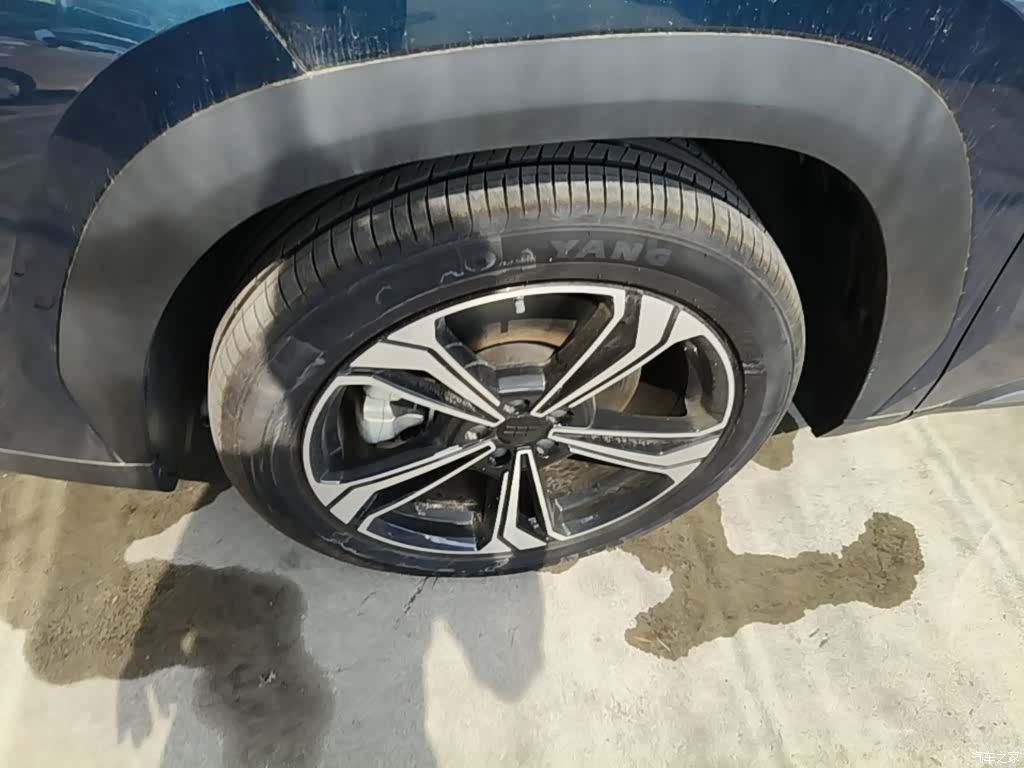 Geely Galaxy L7, 2026 23