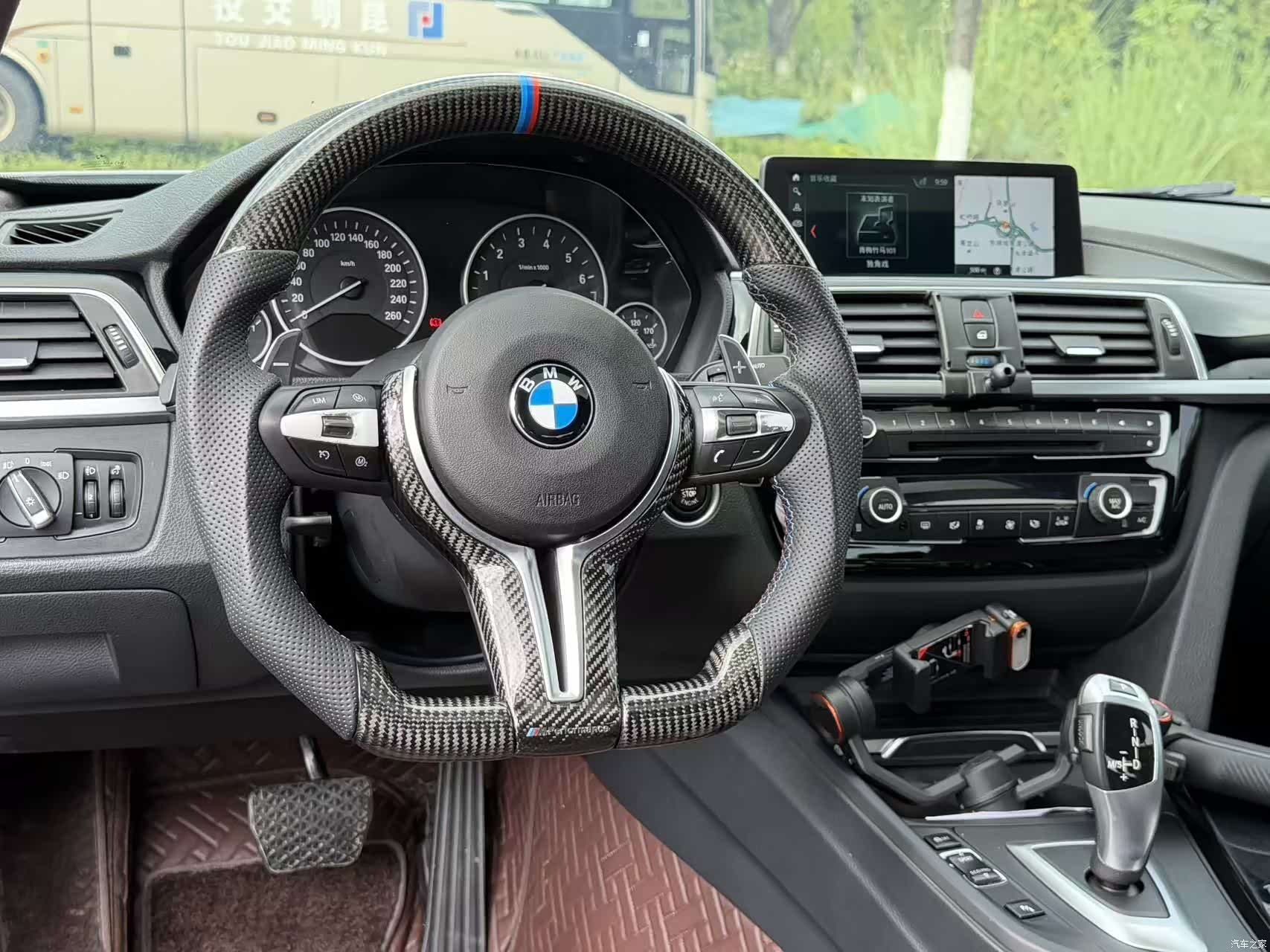 BMW 3 Series, 2019 все фото