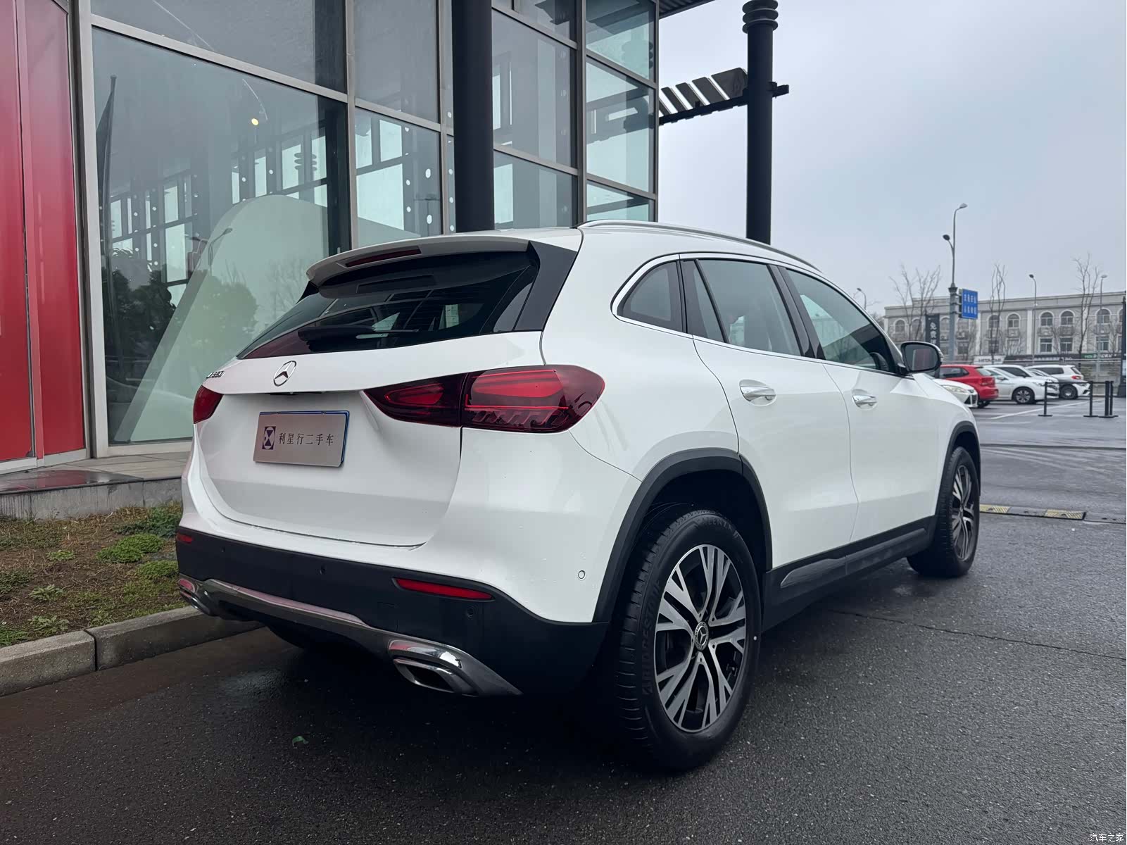 Mercedes-Benz GLA, 2024 13