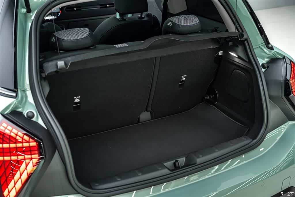 Mini Cooper, 2026 37