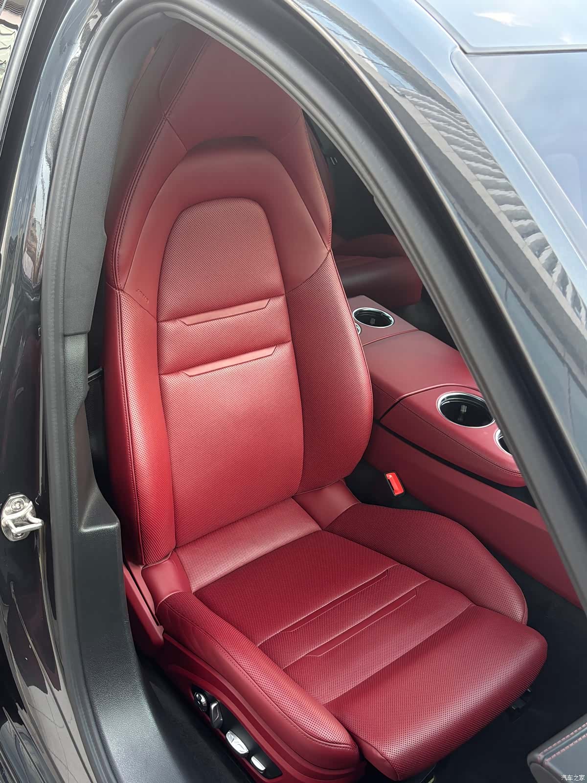 Porsche Panamera, 2022 12