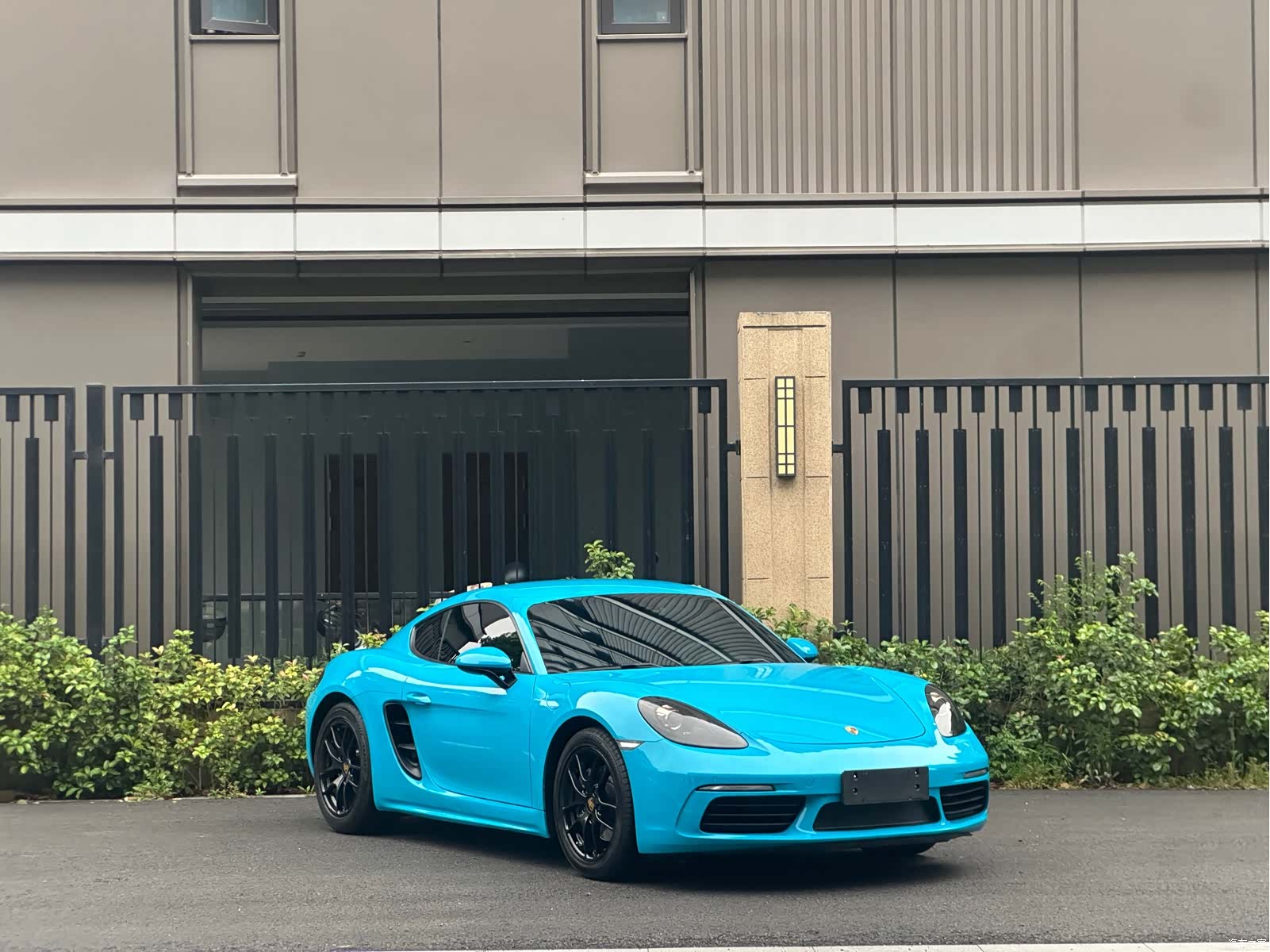 Porsche Cayman, 2018 3